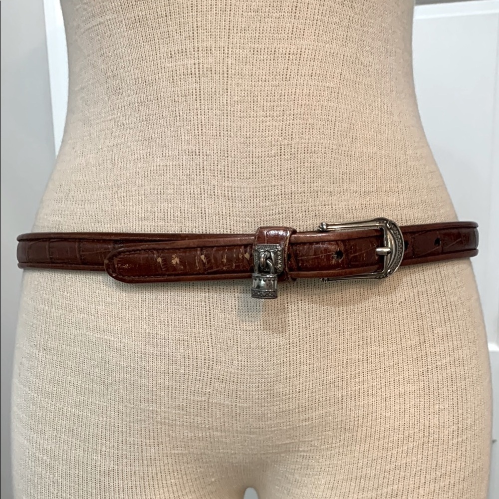 Brighton sz L brown leather crocodile print belt with lock accessory